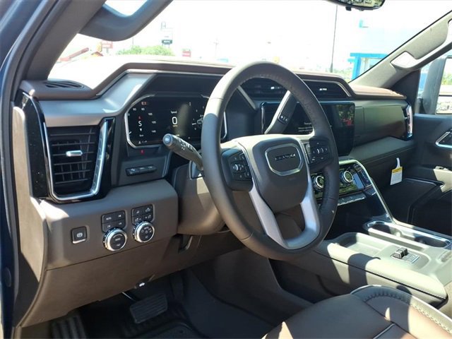 New 2026 GMC Sierra 2500 Denali w/ Denali Reserve Package image 11