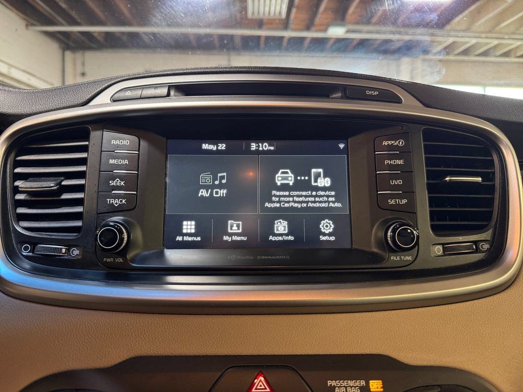 Used 2017 Kia Sorento AWD w/ LX Convenience Package image 19