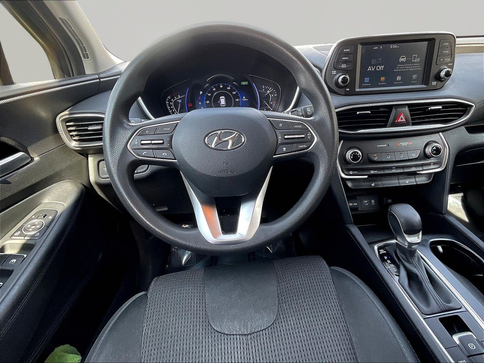 Used 2019 Hyundai Santa Fe SEL FWD image 8