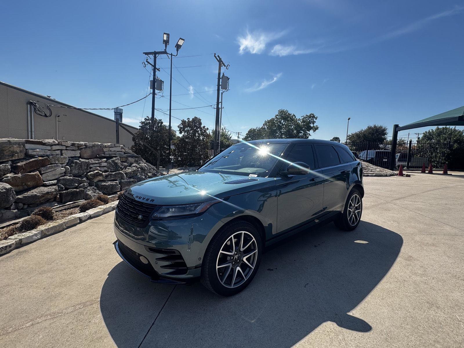 Used 2026 Land Rover Range Rover Velar Dynamic SE AWD/4WD image 1