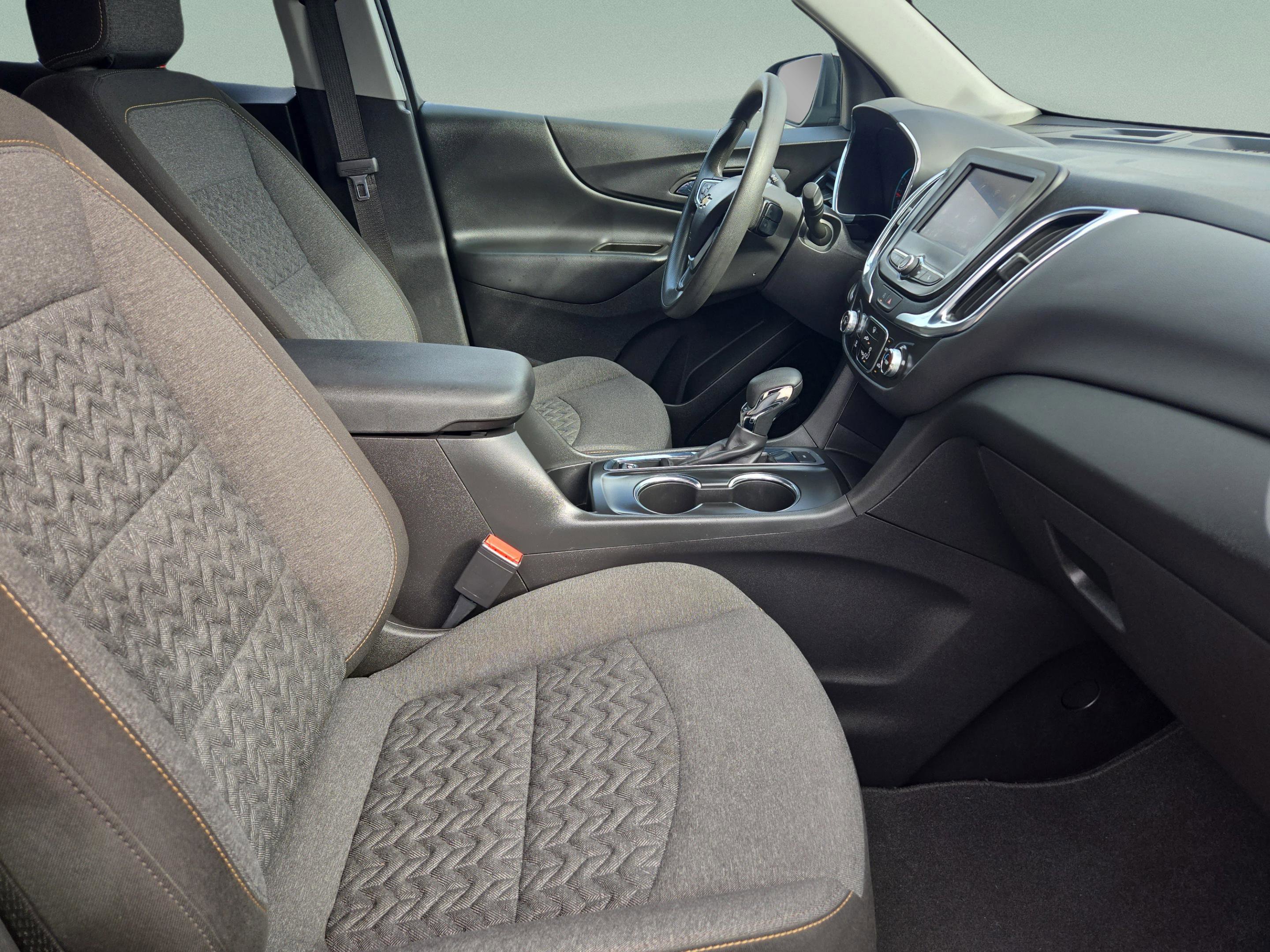 Used 2023 Chevrolet Equinox LT image 25
