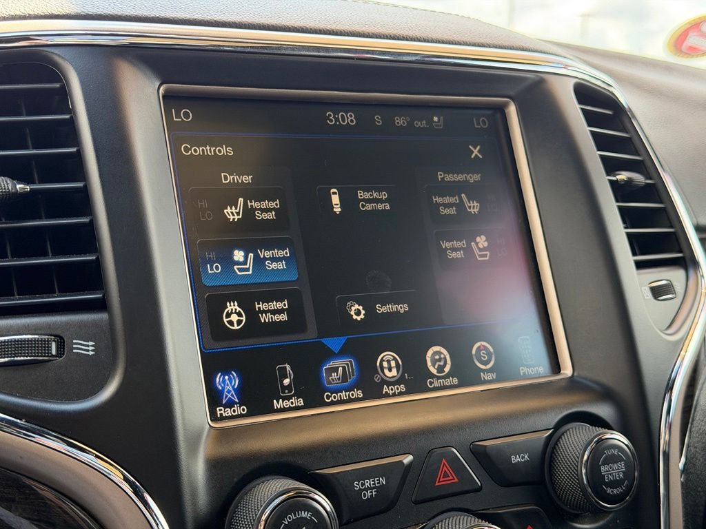 Used 2017 Jeep Grand Cherokee Overland w/ Jeep Active Safety Group AWD/4WD image 21