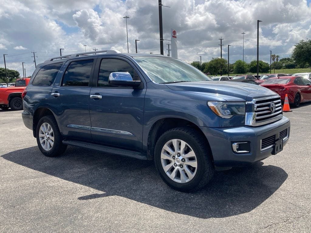 Used 2019 Toyota Sequoia Platinum AWD/4WD image 3