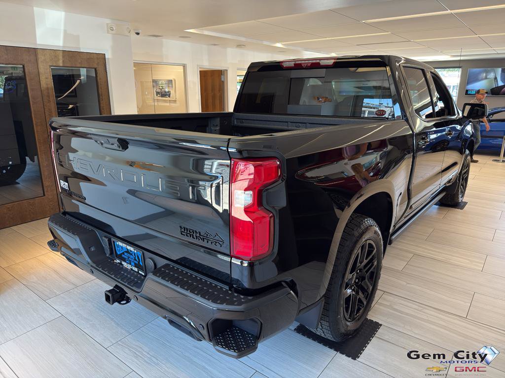 New 2025 Chevrolet Silverado 1500 High Country w/ Midnight Edition image 4