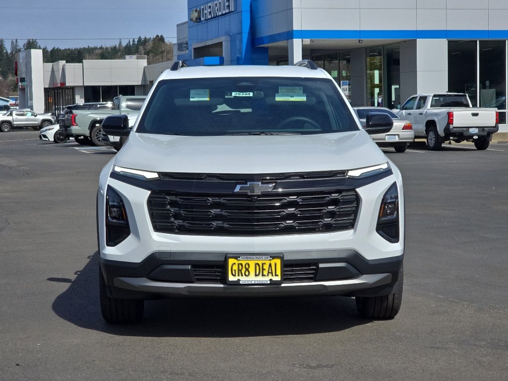 New 2026 Chevrolet Equinox LT w/ Midnight Edition AWD/4WD image 3