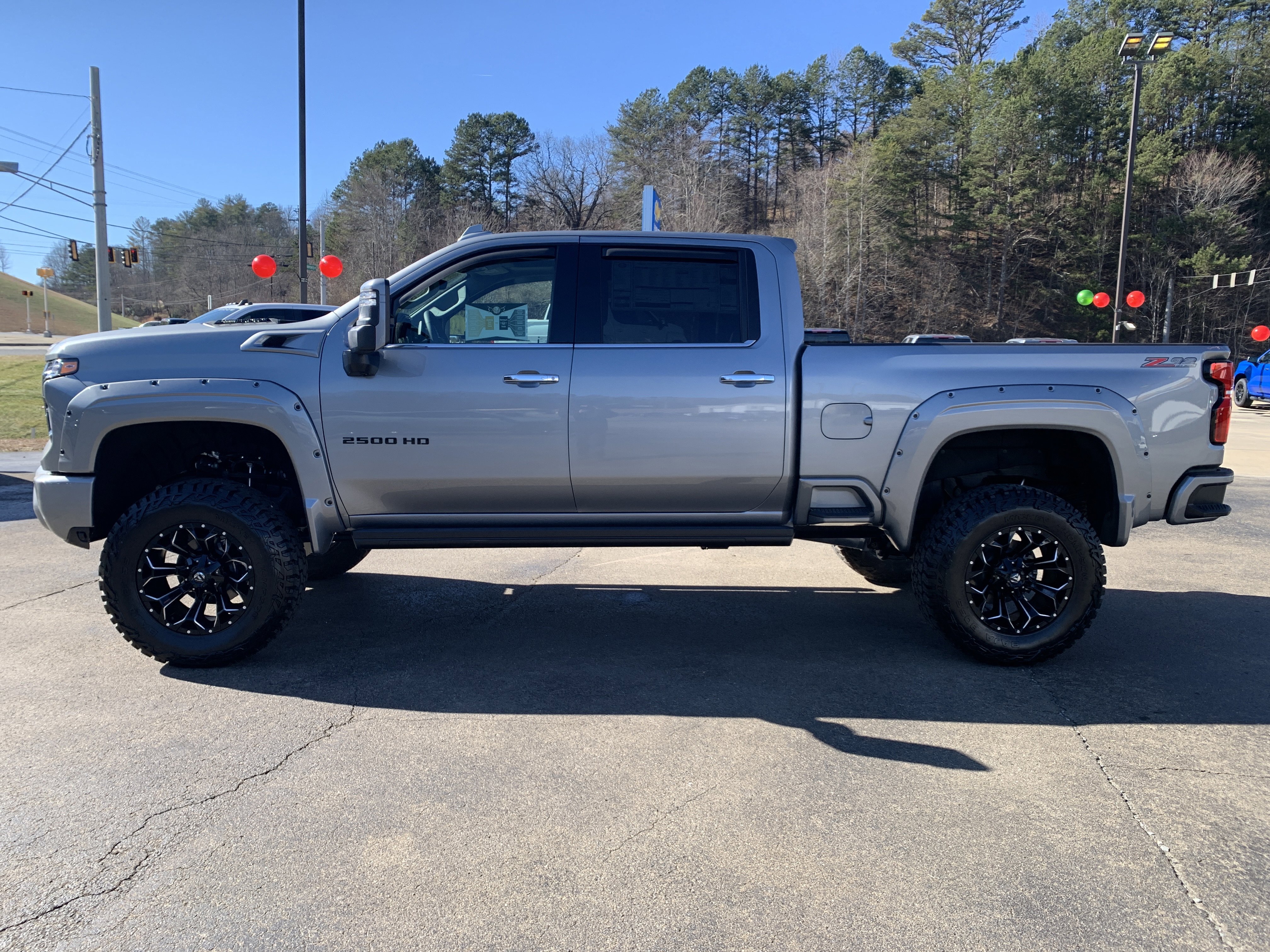 New 2025 Chevrolet Silverado 2500 LTZ w/ LTZ Premium Package AWD/4WD image 4