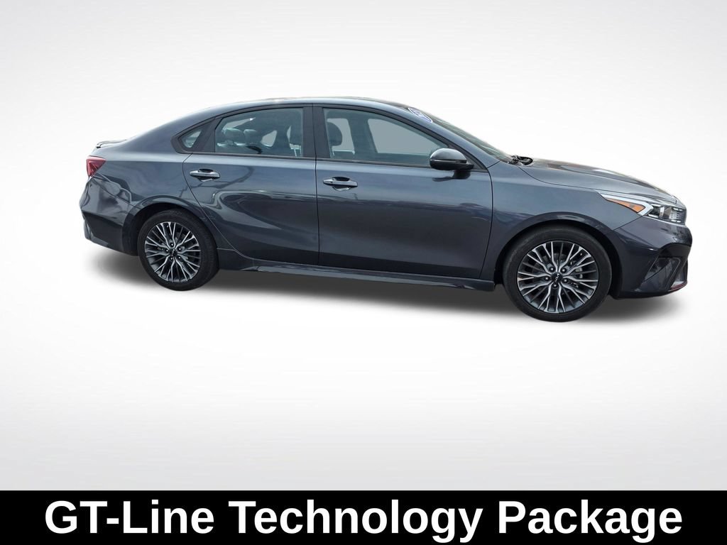 Used 2023 Kia Forte GT-Line w/ GT-Line Technology Package FWD image 5