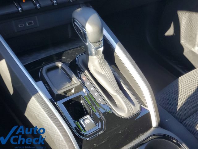 Used 2024 Chevrolet Colorado LT RWD image 26