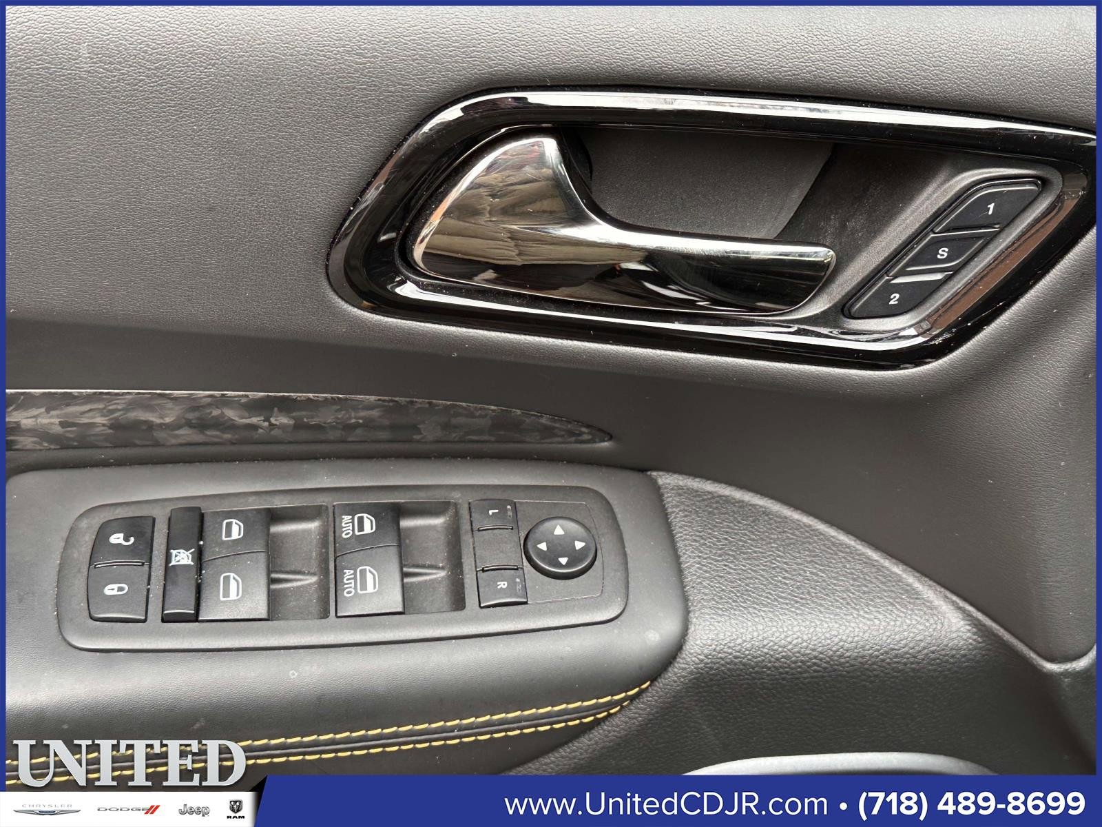 Used 2023 Dodge Durango R/T w/ Hemi Orange Plus Package image 14