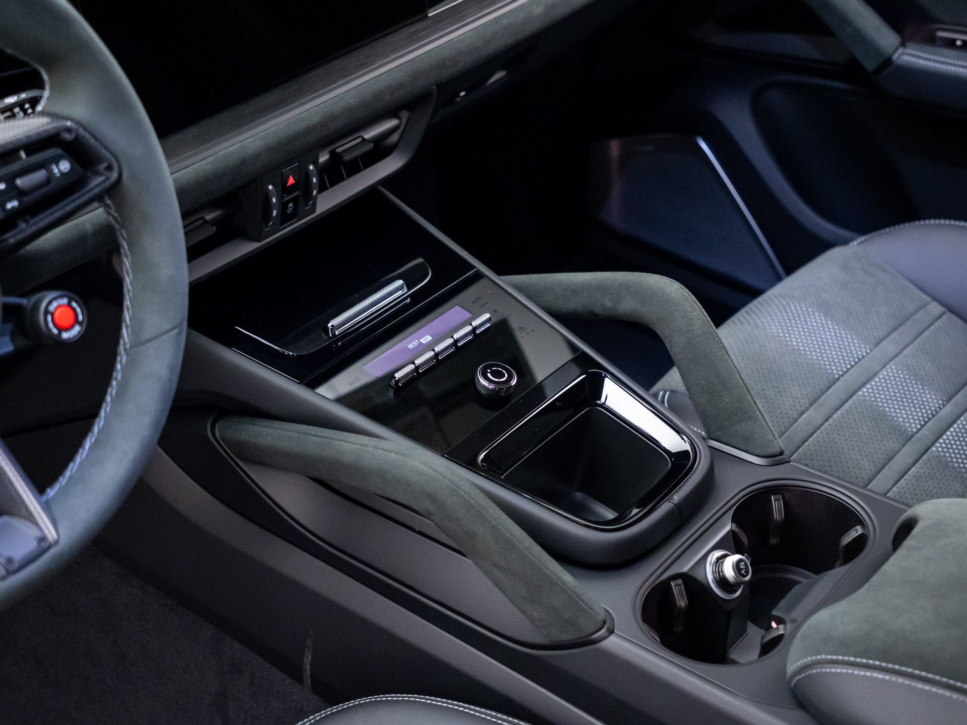 New 2026 Porsche Cayenne Turbo GT AWD/4WD image 13