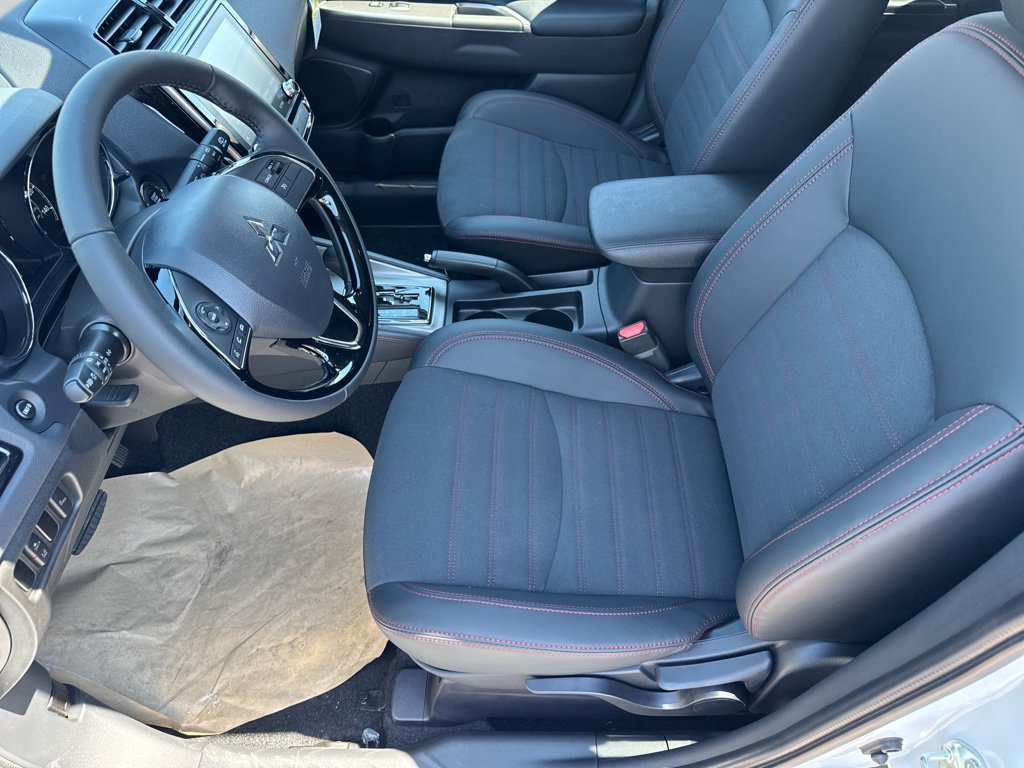 New 2027 Mitsubishi Outlander Sport SE FWD image 22