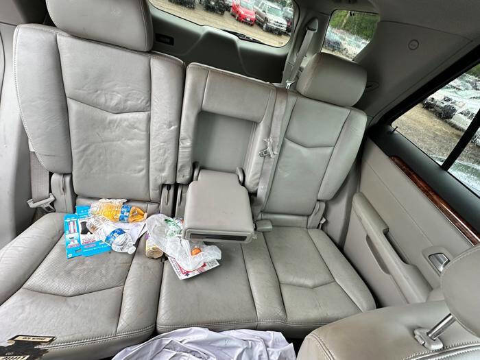 Used 2009 Cadillac SRX AWD w/ Third Row Seating Package image 28