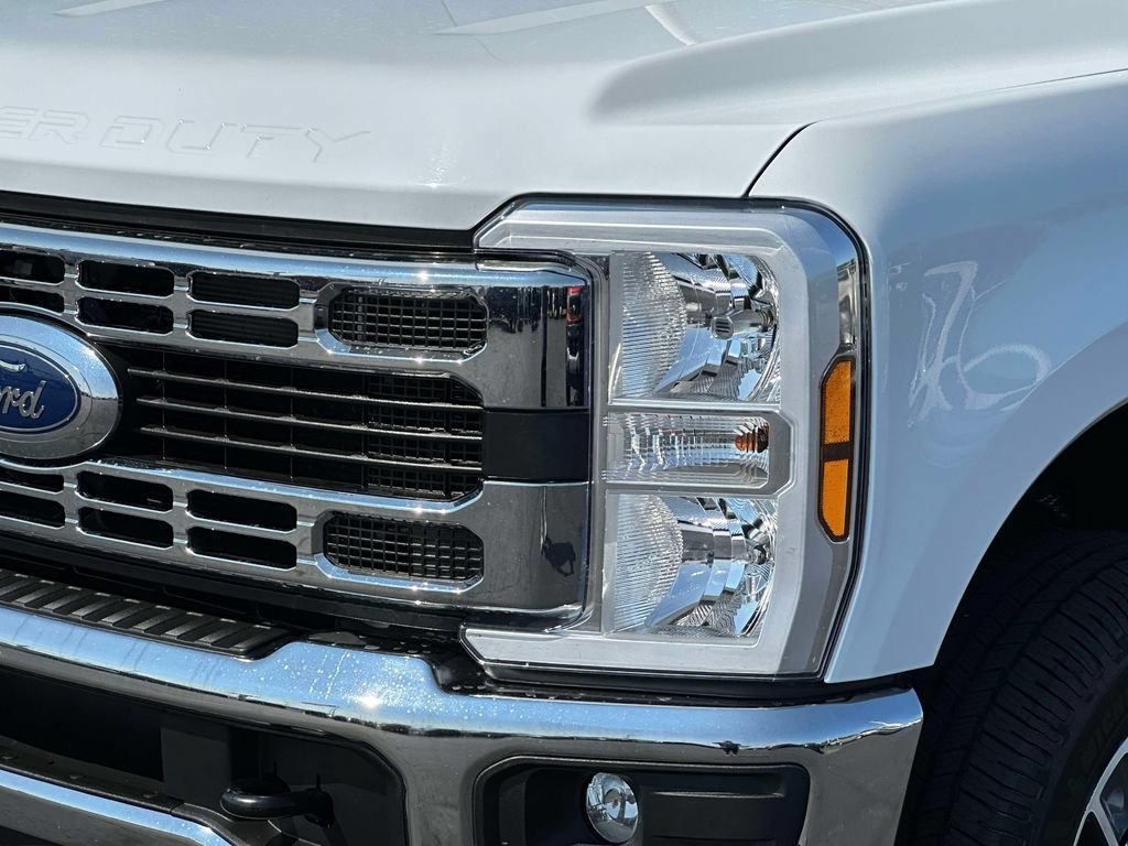 Certified 2025 Ford F250 XLT AWD/4WD image 7