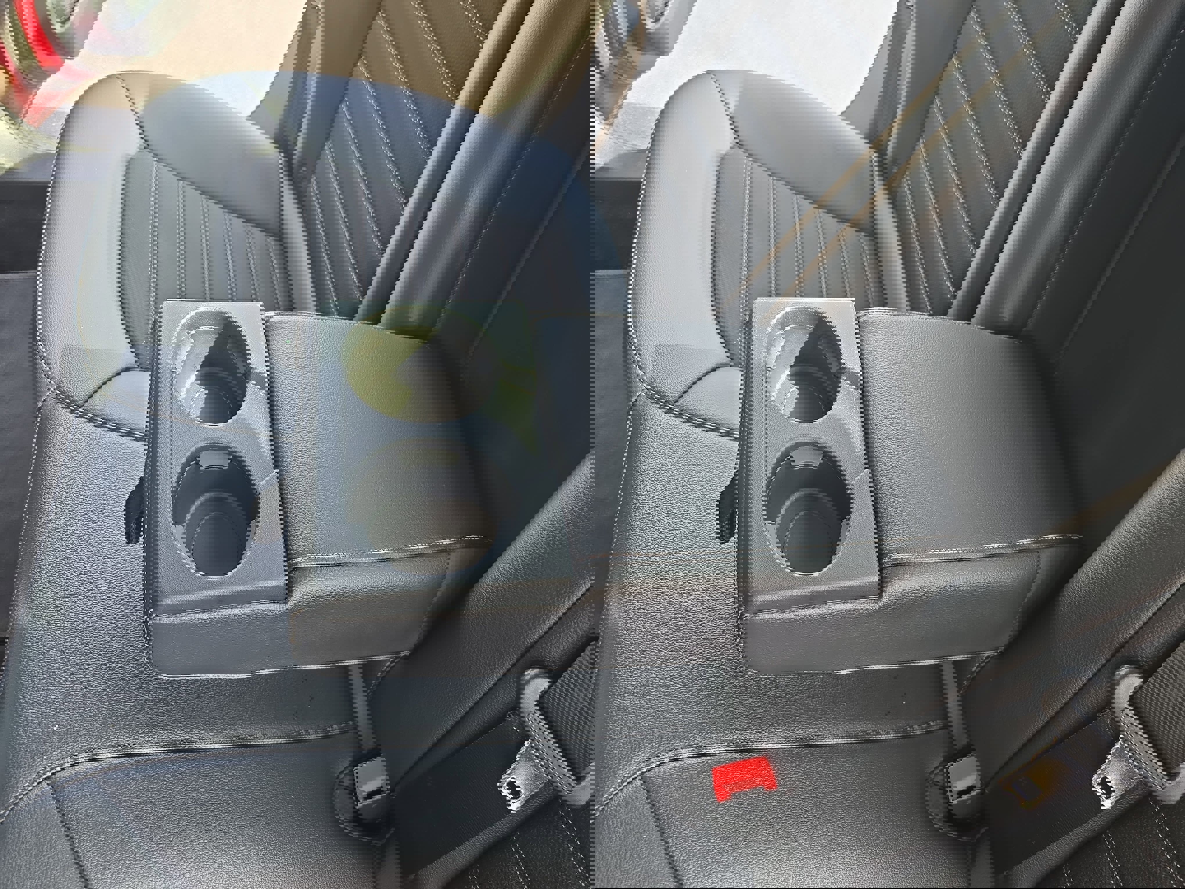 Used 2018 Ford Fusion SE w/ Equipment Group 201A image 13