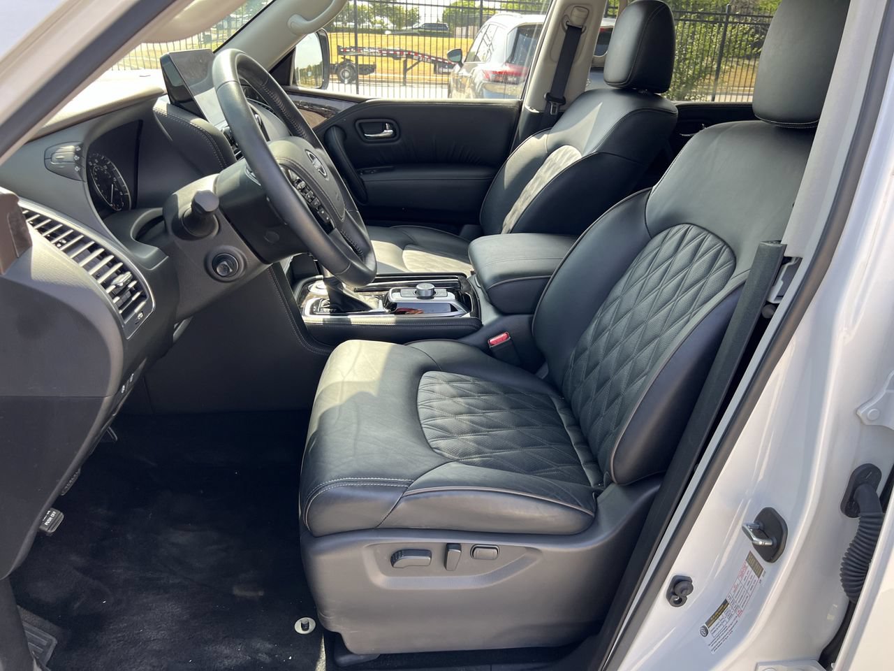 Used 2024 Nissan Armada Platinum w/ Cargo Package RWD image 6