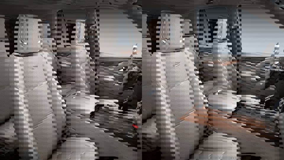 New 2024 Cadillac Escalade Sport Platinum w/ LPO, Floor Liner Package image 35