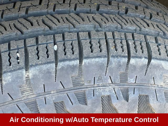 Used 2023 Jeep Wrangler Sport S image 10