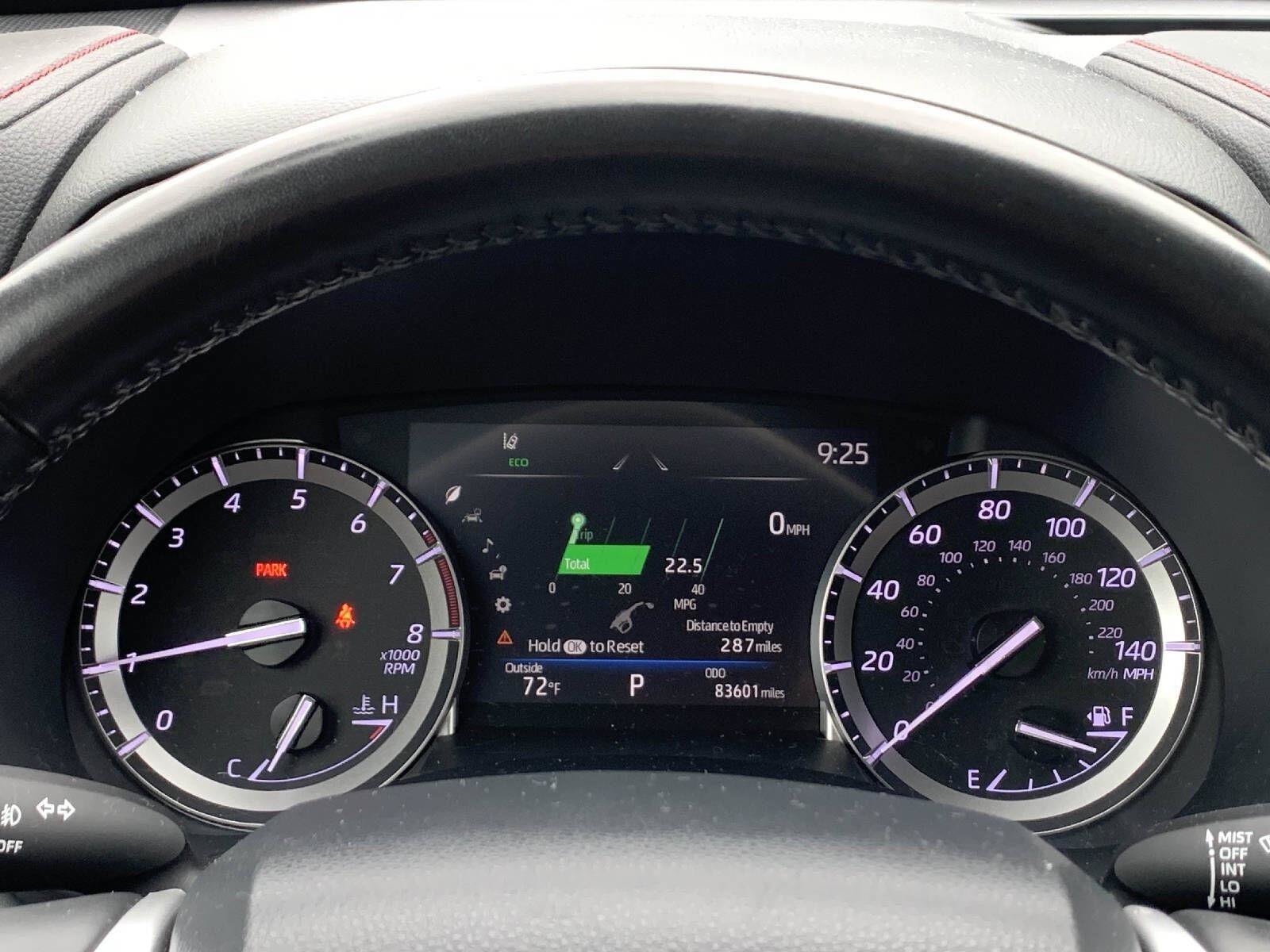 Used 2022 Toyota Highlander XSE AWD/4WD image 17