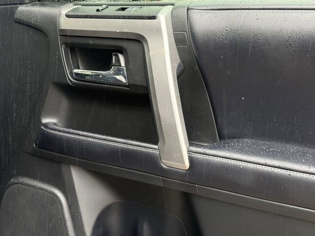 Used 2018 Toyota 4Runner Limited AWD/4WD image 30