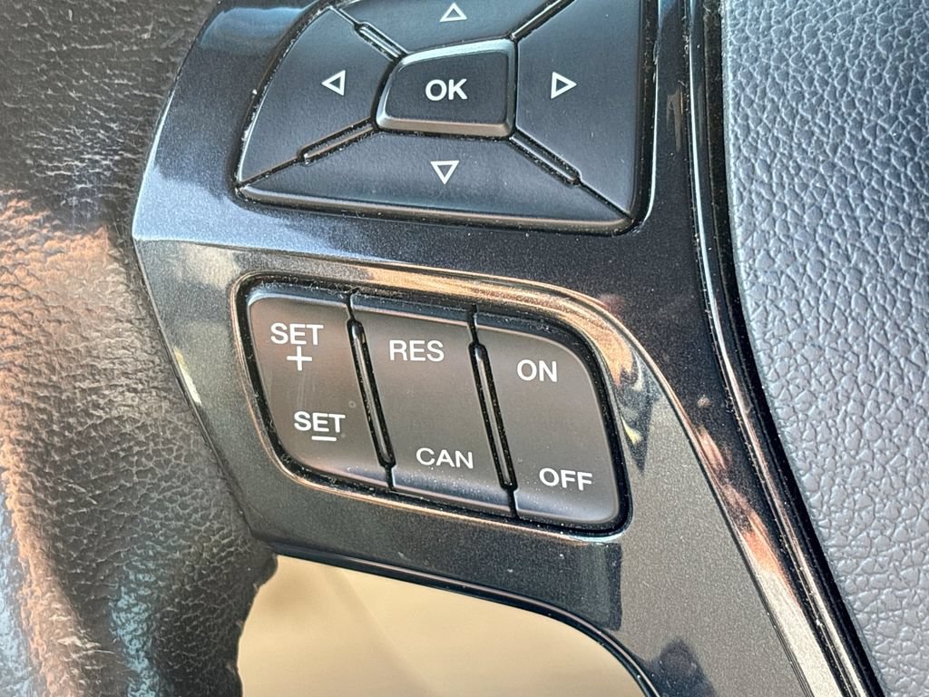 Used 2016 Ford Explorer XLT w/ Equipment Group 202A FWD image 23