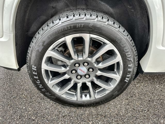 Certified 2022 GMC Acadia Denali w/ Trailering Package AWD/4WD image 20