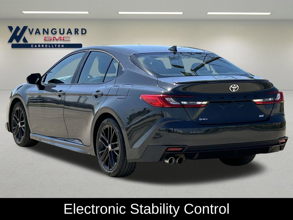 Used 2025 Toyota Camry SE image 7