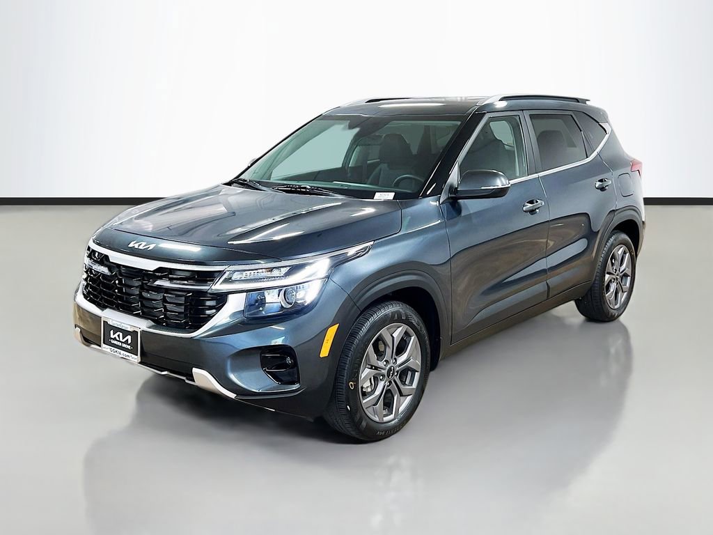 Certified 2024 Kia Seltos S image 3