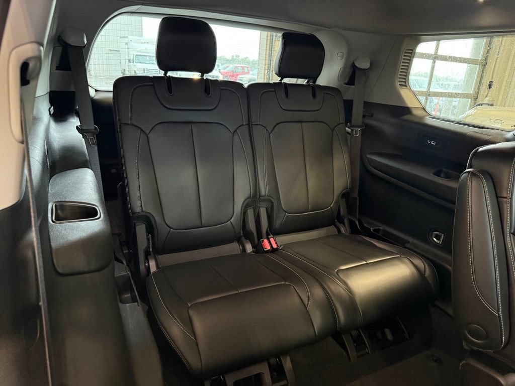 Used 2021 Jeep Grand Cherokee L Limited RWD image 25