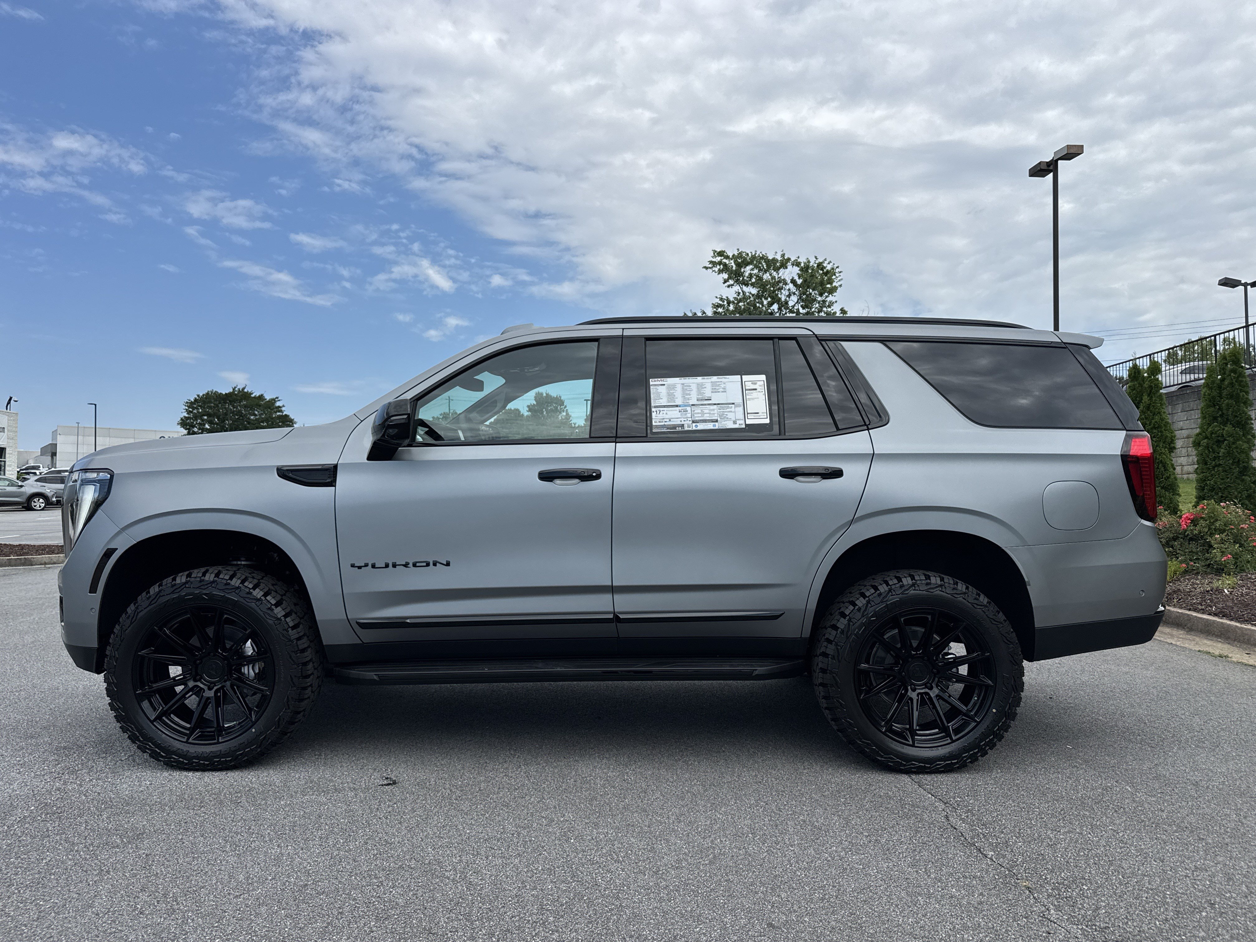 New 2026 GMC Yukon Elevation AWD/4WD image 7