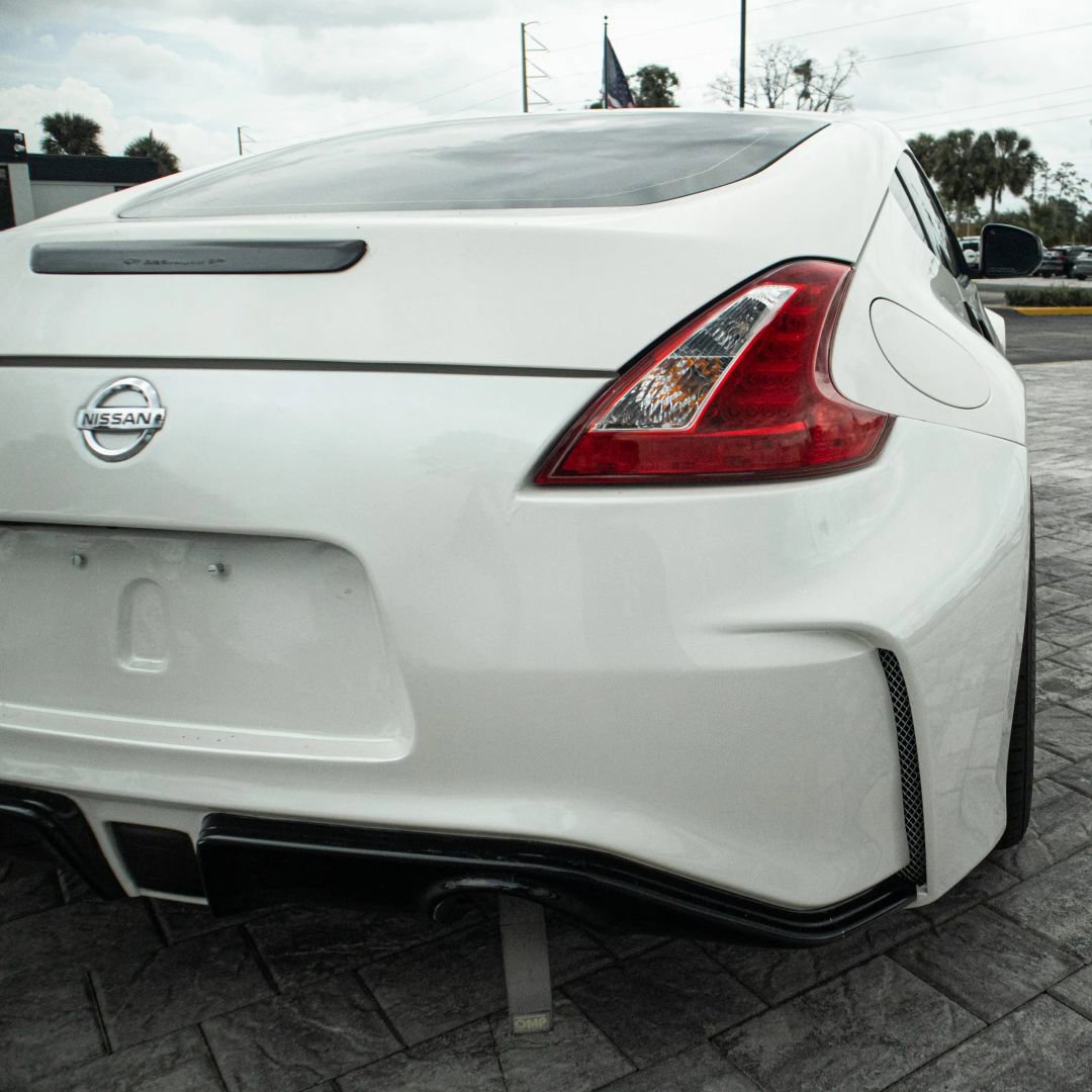 Used 2016 Nissan 370Z Coupe RWD image 11