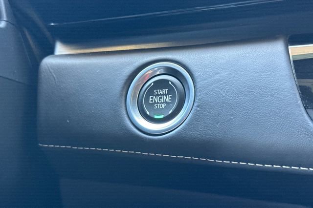 Certified 2023 Cadillac Escalade ESV Sport Platinum w/ LPO, ONYX Package AWD/4WD image 25