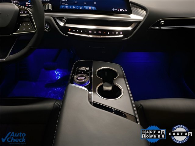 Used 2024 Cadillac Lyriq Luxury image 12