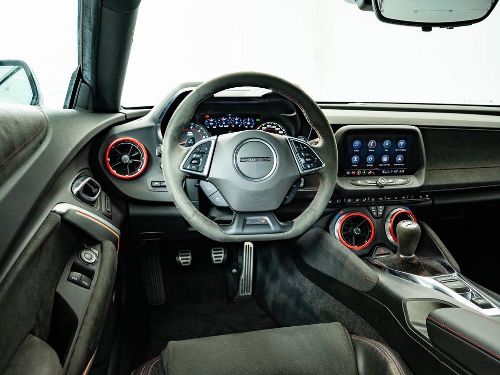 Used 2021 Chevrolet Camaro ZL1 RWD image 30