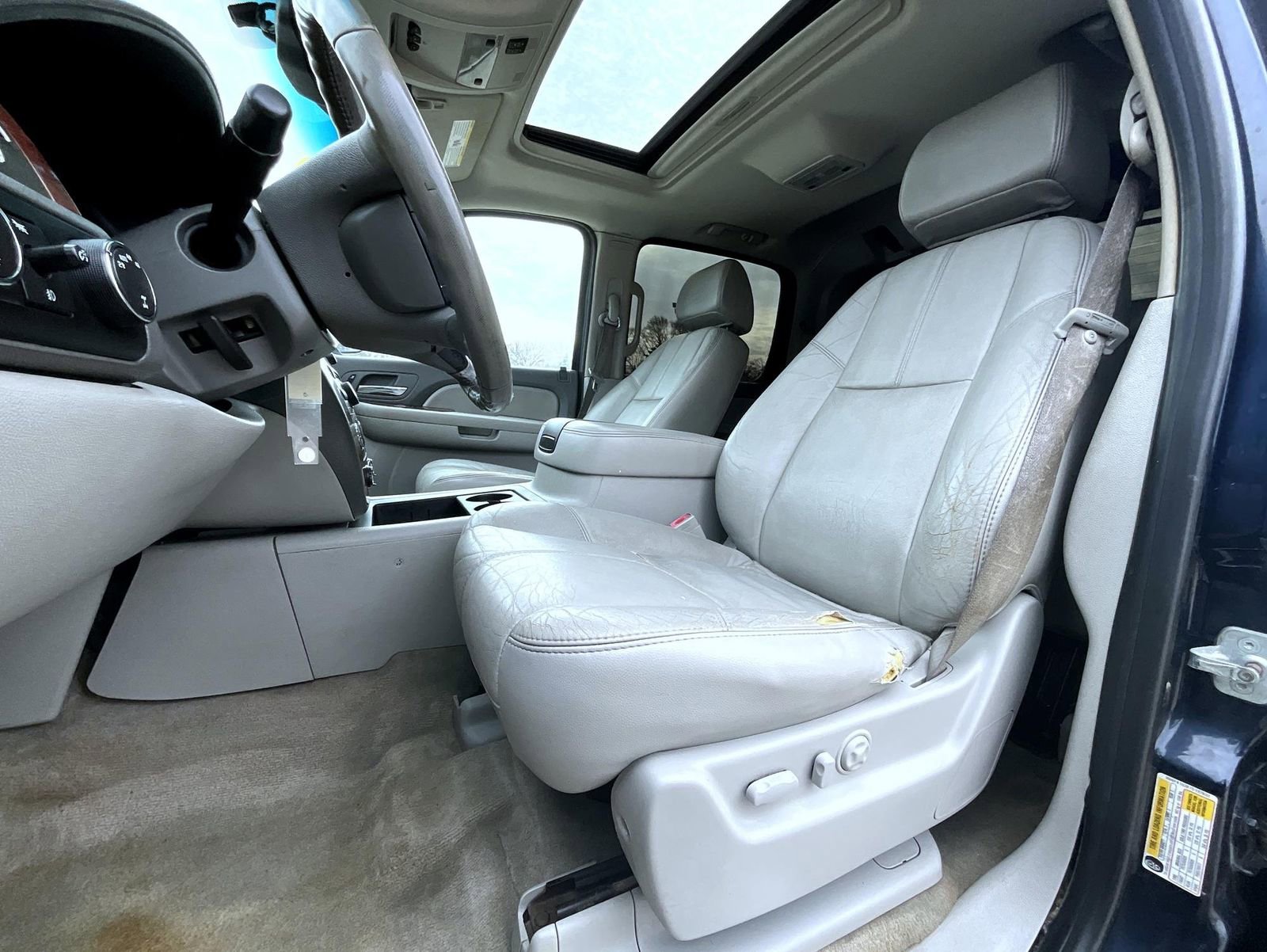 Used 2007 Chevrolet Avalanche LT w/ LT Preferred Equipment Group AWD/4WD image 11