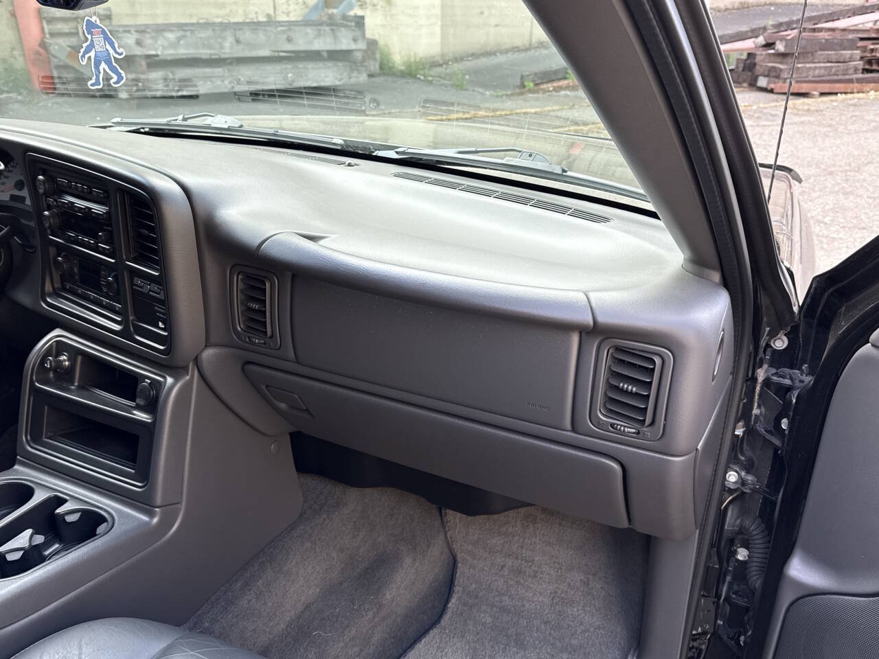 Used 2003 Chevrolet Silverado 1500 SS AWD/4WD image 21