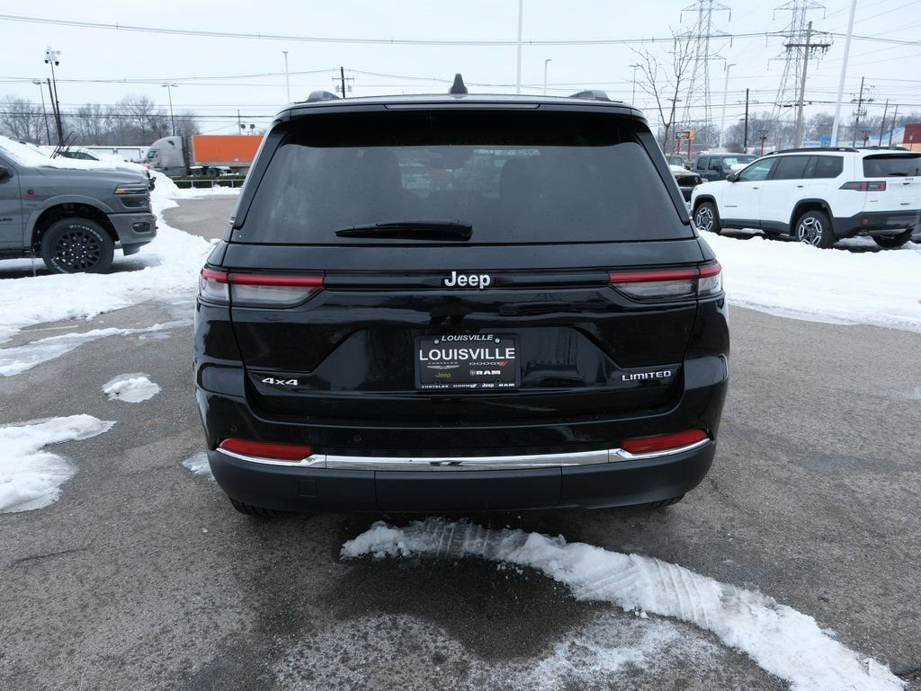 Used 2024 Jeep Grand Cherokee Limited image 8