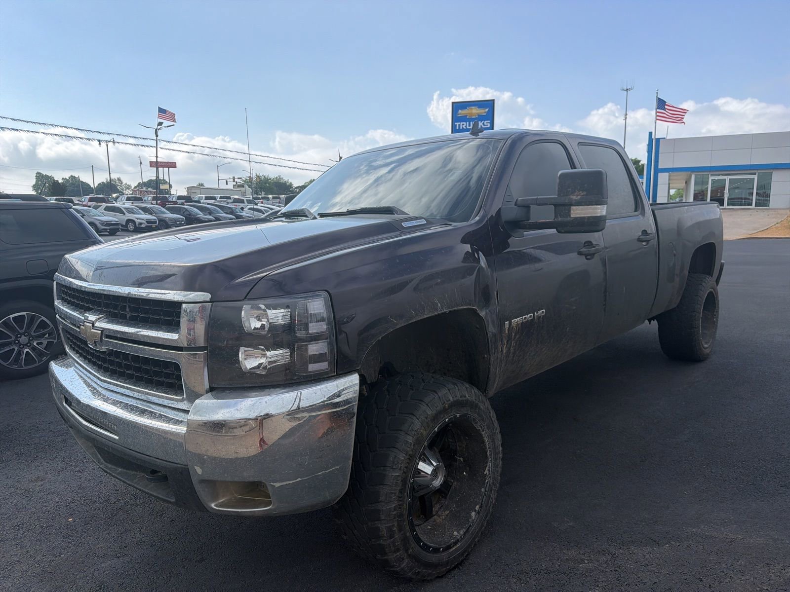Used 2008 Chevrolet Silverado 2500 LT w/ 1LT Convenience Package AWD/4WD image 2