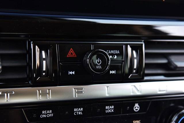 New 2026 Nissan Pathfinder Platinum image 19