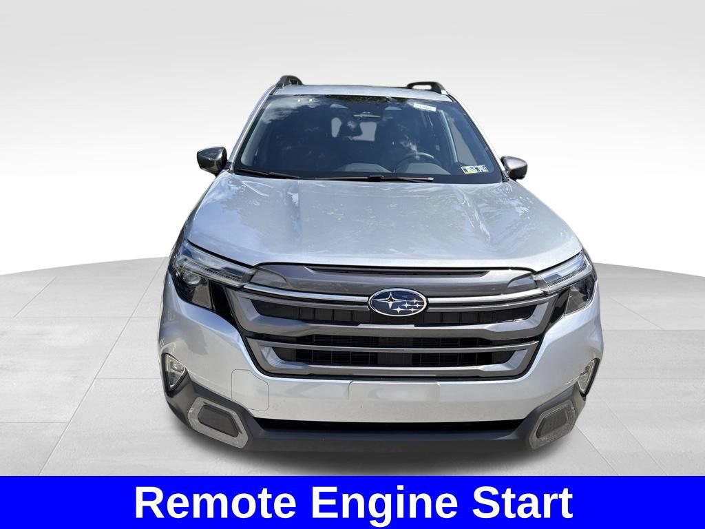 Used 2025 Subaru Forester Limited AWD/4WD image 11