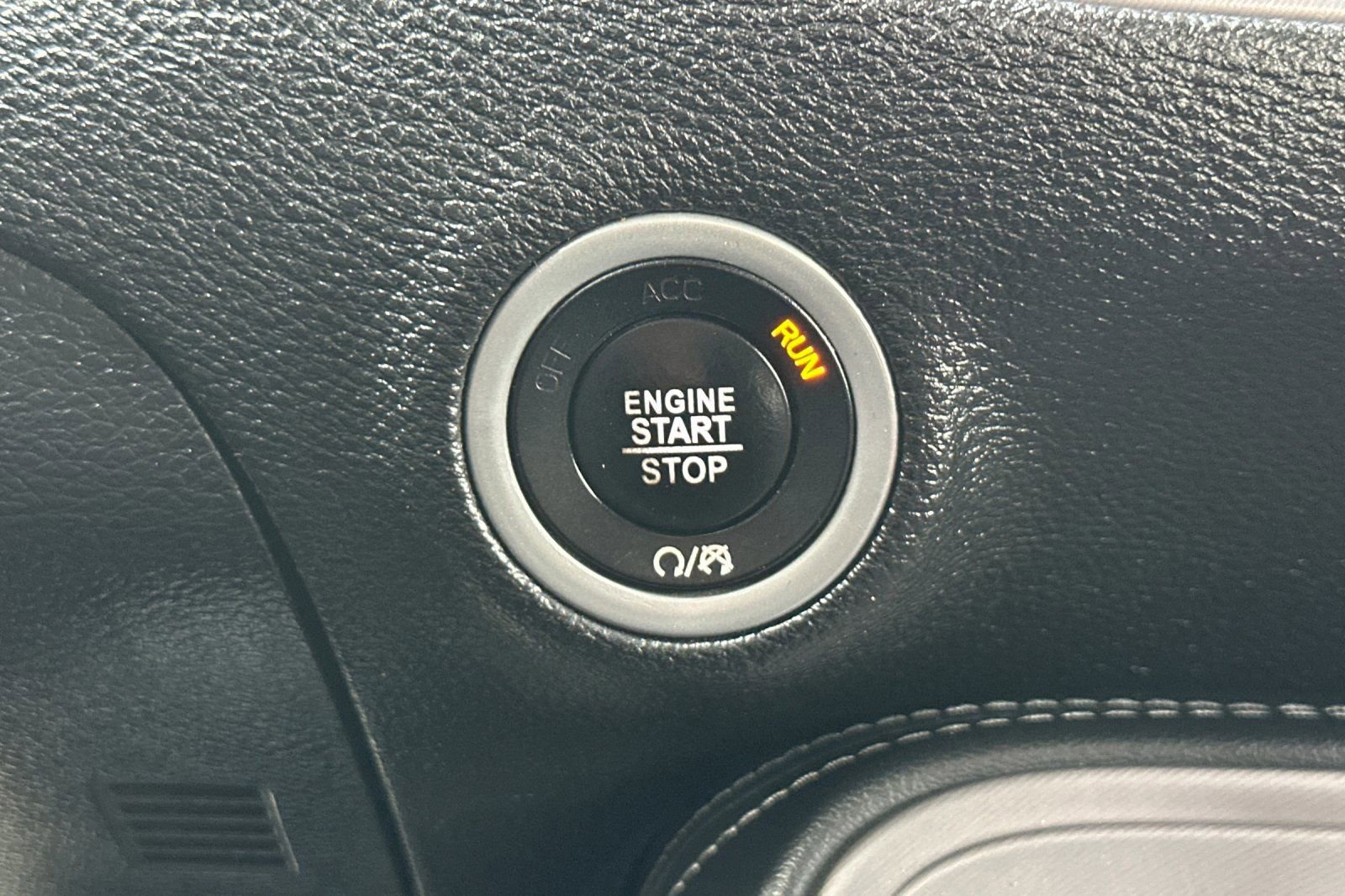 Used 2023 Dodge Challenger R/T image 19