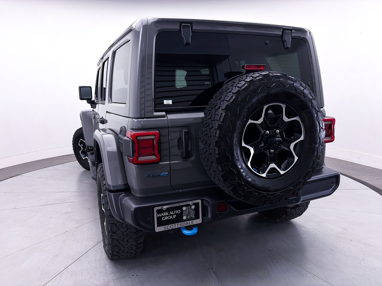 Used 2022 Jeep Wrangler Unlimited Rubicon 4xe w/ Safety Group AWD/4WD image 4