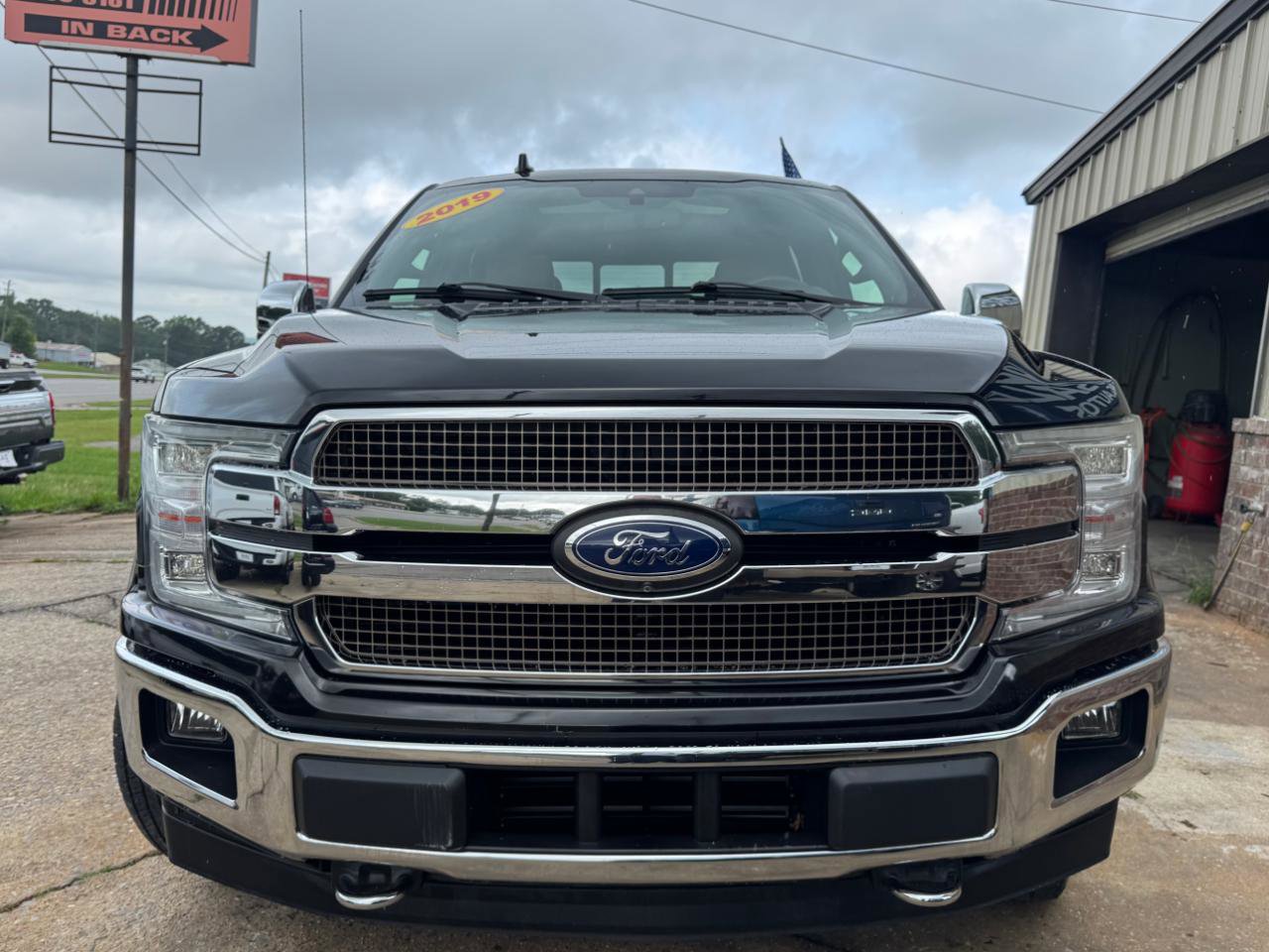 Used 2019 Ford F150 King Ranch w/ Equipment Group 601A Luxury AWD/4WD image 2