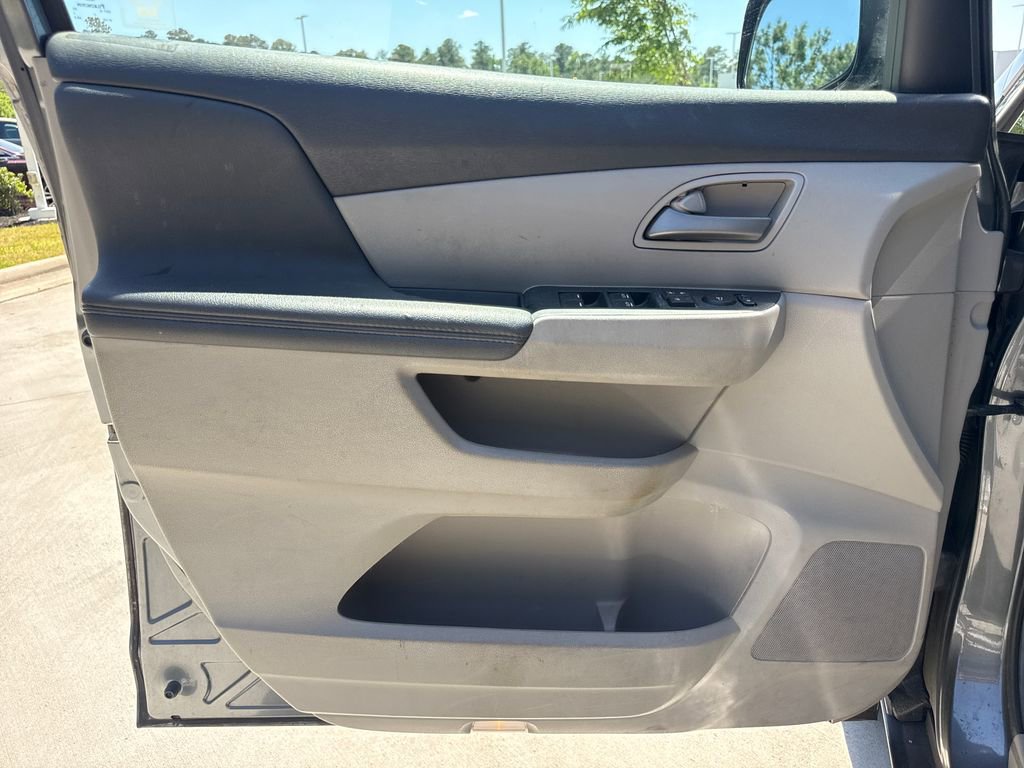Used 2011 Honda Odyssey EX-L image 15