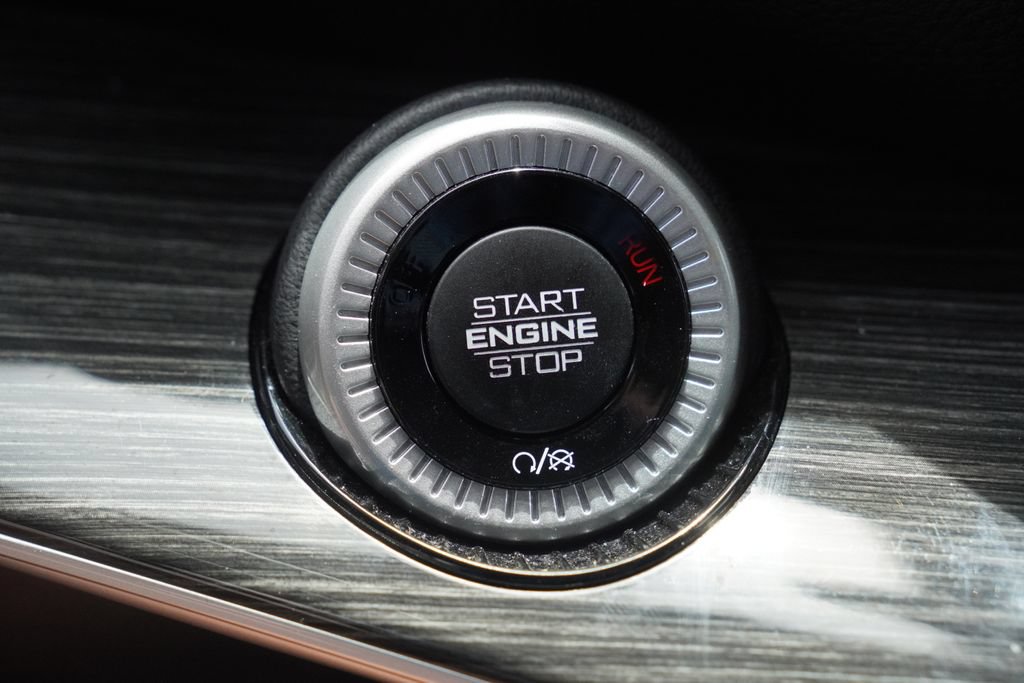 Certified 2022 Jeep Wagoneer Series II RWD image 22