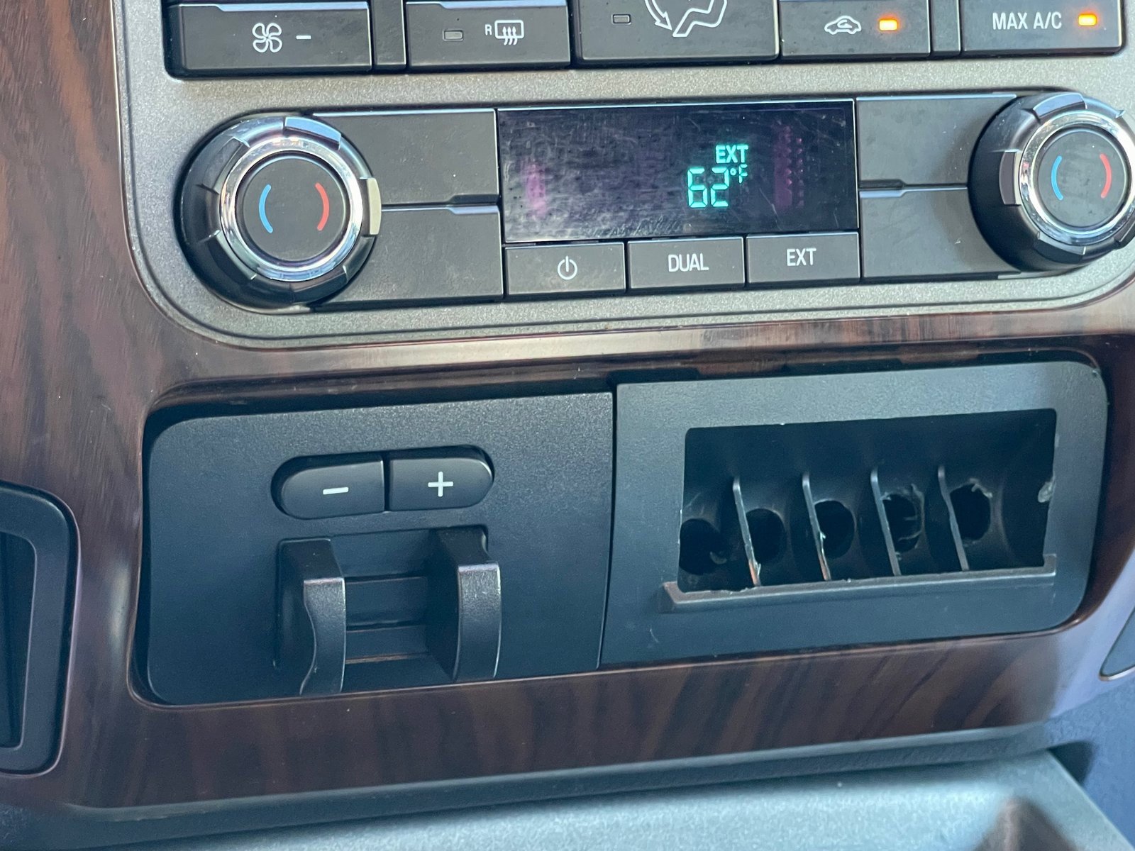 Used 2012 Ford F250 Lariat image 31