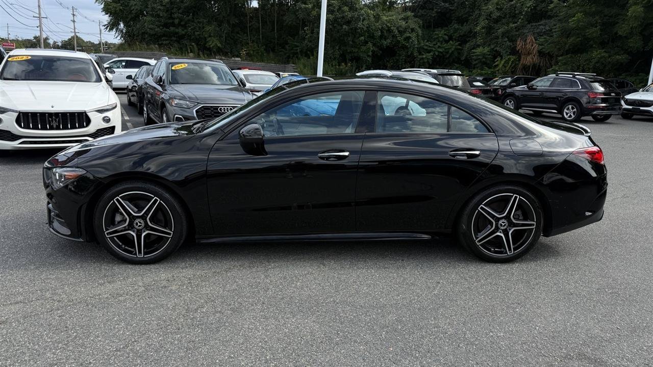 Used 2023 Mercedes-Benz CLA 250 4MATIC image 11