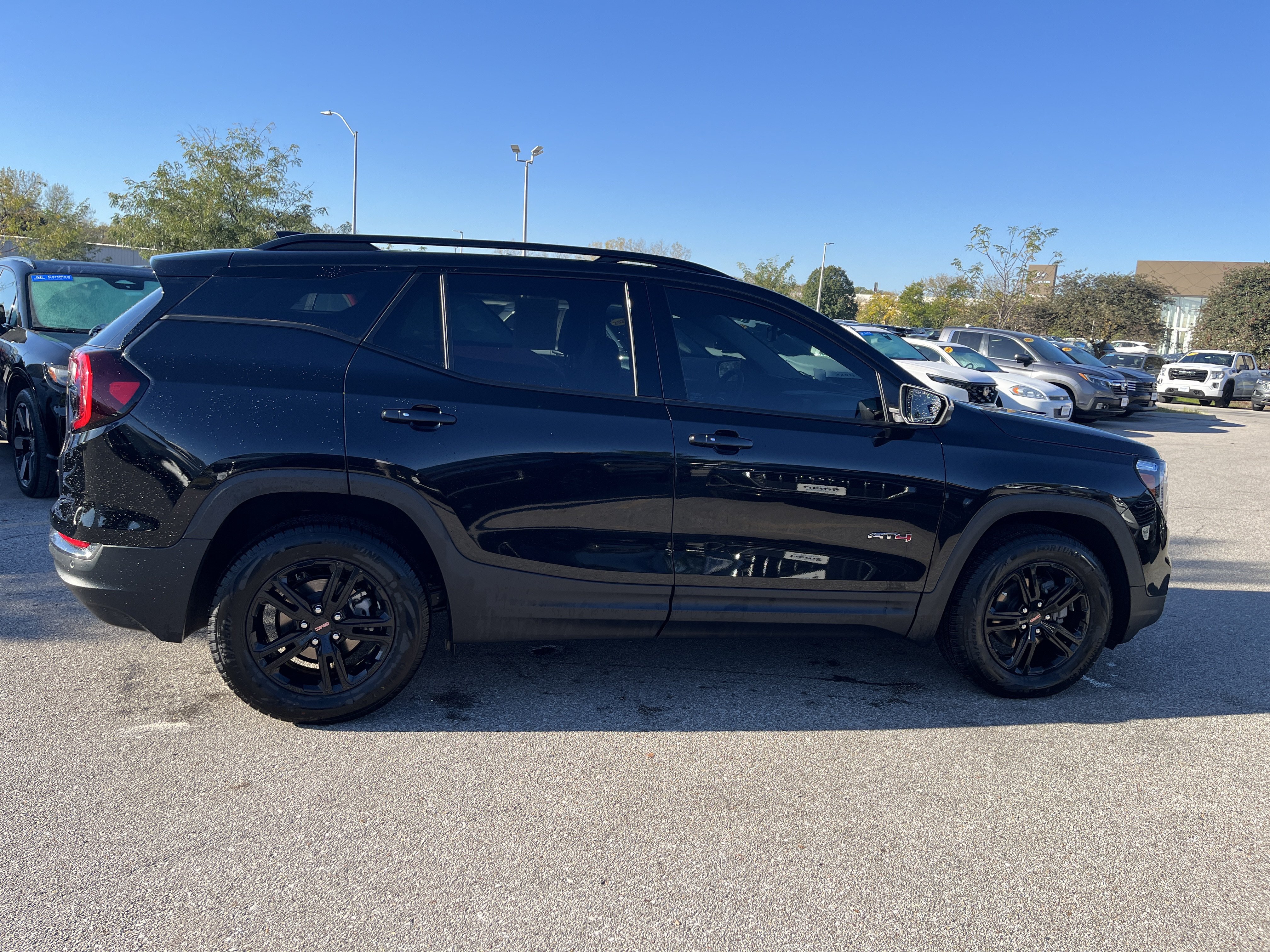 Used 2024 GMC Terrain AT4 w/ Infotainment Package II AWD/4WD image 4