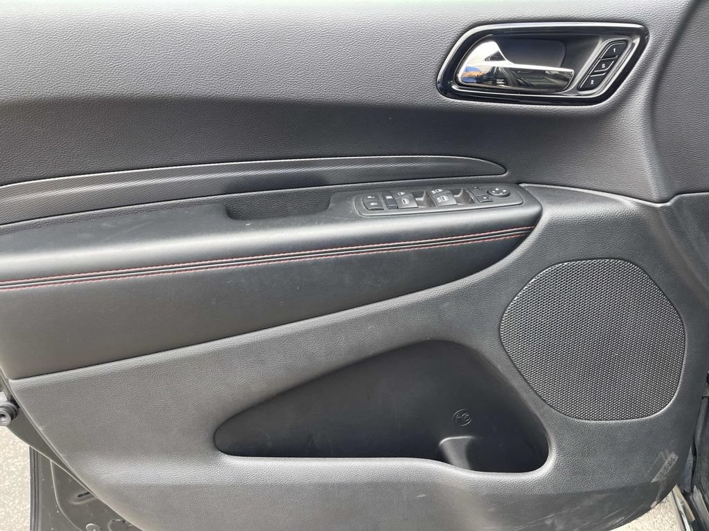 Used 2025 Dodge Durango GT AWD/4WD image 18