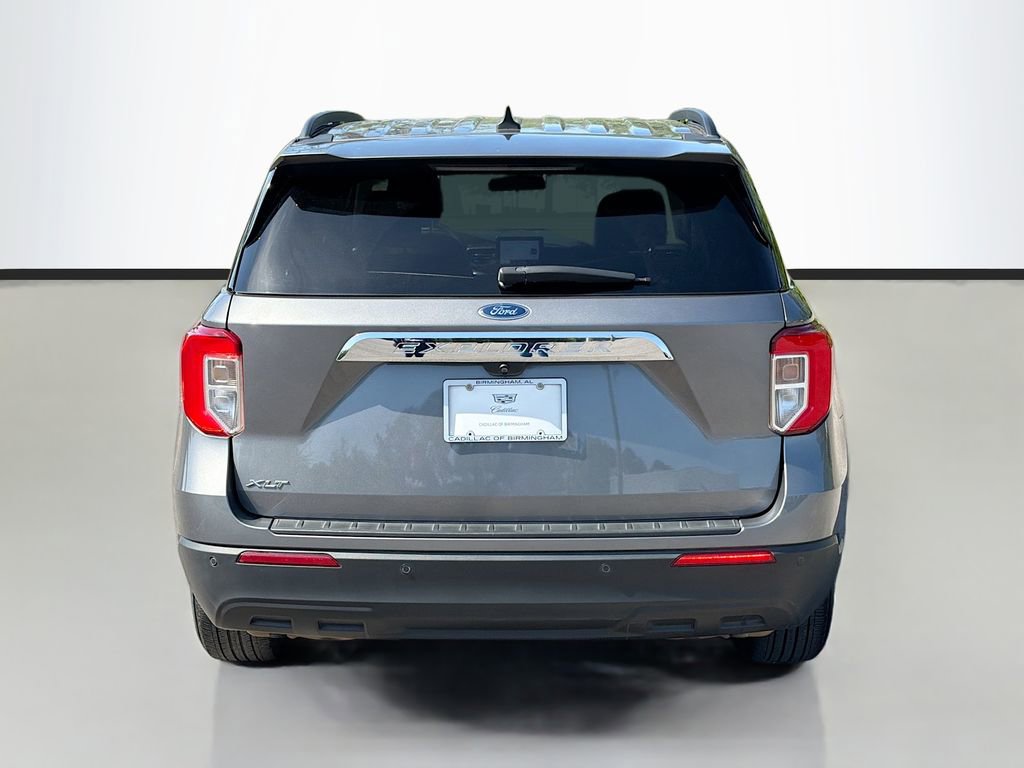 Used 2021 Ford Explorer XLT image 6