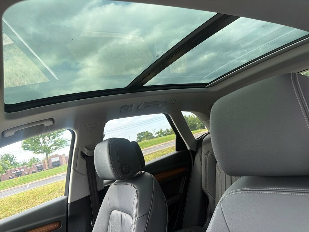 Used 2021 Audi Q5 e Premium Plus w/ Premium Plus Package AWD/4WD image 20